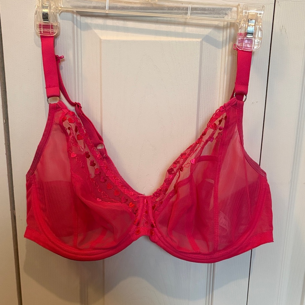 Women's Pink Lace Bra